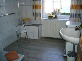 Luise Bernhardt Modern retreat